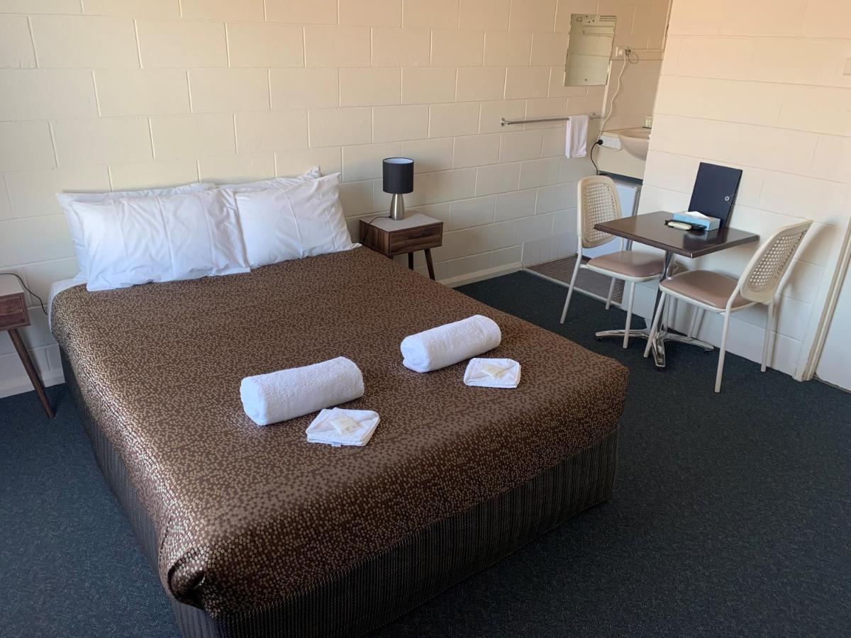 East West Motel セドゥナ エクステリア 写真